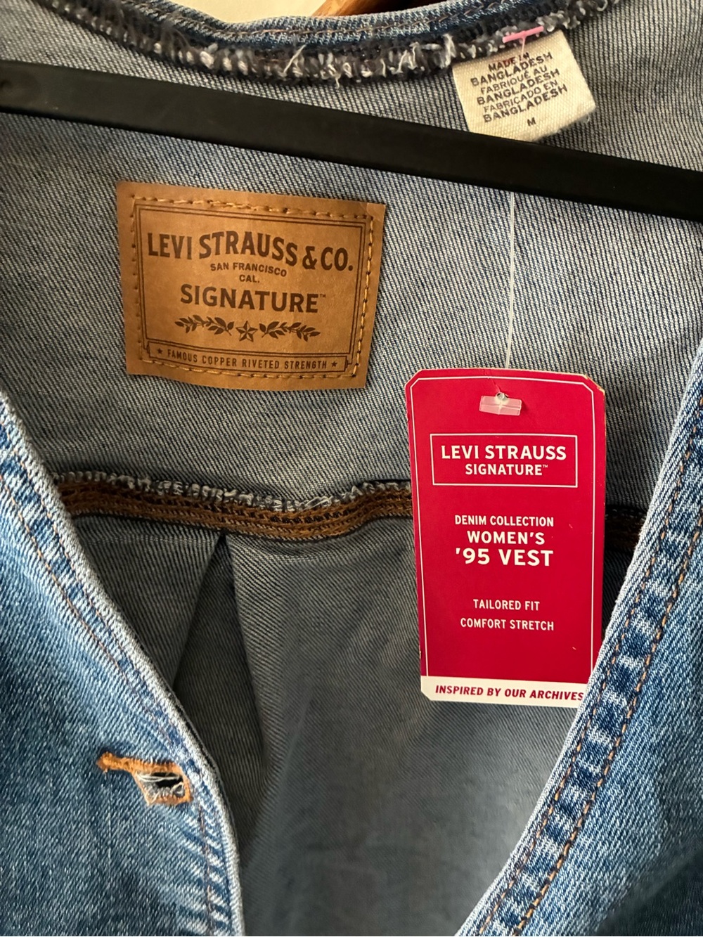 Levi's Blue Denim Vest with Contrast Stitching - Picture 6 of 7
